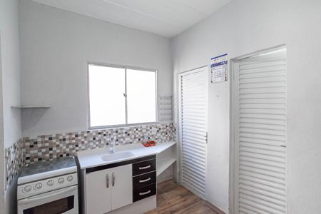 Cozinha de kitnet/studio para alugar com 1 quarto, 40m² em Castelo, Belo Horizonte