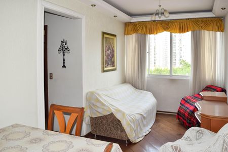 Apartamento à venda com 67m², 2 quartos e 1 vagaSala