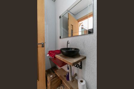 Casa à venda com 150m², 3 quartos e 4 vagasLavabo Externo 