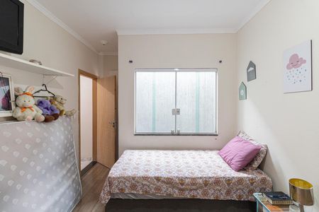 Casa à venda com 150m², 3 quartos e 4 vagasSuíte 2