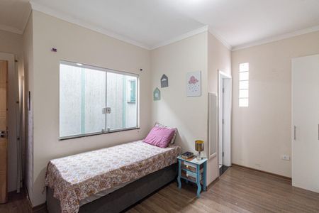 Casa à venda com 150m², 3 quartos e 4 vagasSuíte 2