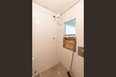 Casa à venda com 150m², 3 quartos e 4 vagasBanheiro Suíte 1