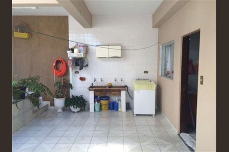 Casa à venda com 2 quartos, 180m² em Vila Nova Pauliceia, São Paulo