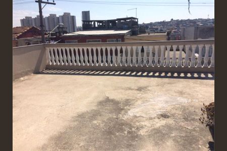 Casa à venda com 2 quartos, 180m² em Vila Nova Pauliceia, São Paulo