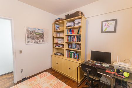 Apartamento à venda com 105m², 3 quartos e 1 vagaQuarto 2