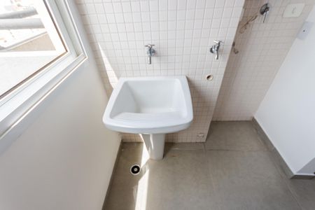 Apartamento para alugar com 80m², 2 quartos e 2 vagas