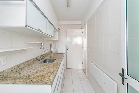 Apartamento à venda com 63m², 2 quartos e 2 vagasCozinha