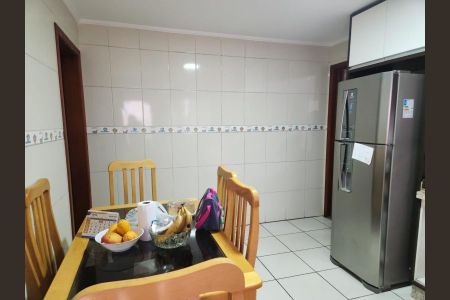 Foto 06 de casa à venda com 3 quartos, 203m² em Quitaúna, Osasco