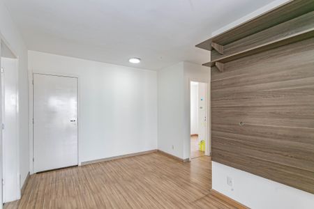 Sala de apartamento para alugar com 2 quartos, 63m² em Vila Nair, São Paulo