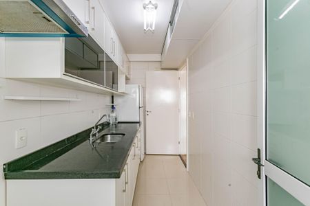 Cozinha de apartamento para alugar com 2 quartos, 63m² em Vila Nair, São Paulo