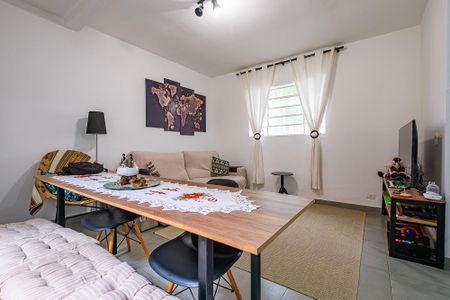 Casa à venda com 96m², 3 quartos e sem vagaSala