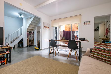 Casa à venda com 96m², 3 quartos e sem vagaSala