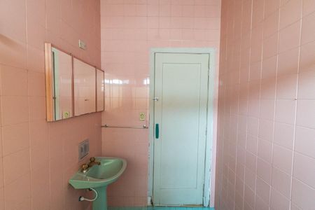 Casa à venda com 135m², 2 quartos e 3 vagasBanheiro 1