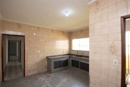 Casa à venda com 115m², 4 quartos e 2 vagas Casa à venda com 115m², 4 quartos e 2 vagasCozinha