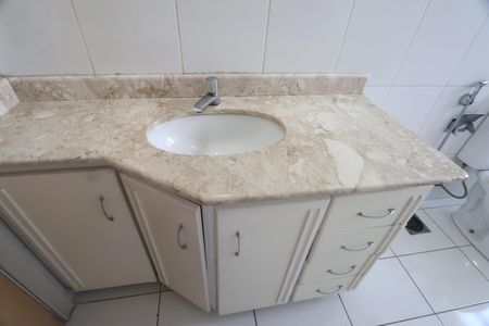 Apartamento à venda com 129m², 3 quartos e 1 vagaBanheiro