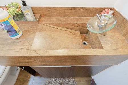 Casa à venda com 119m², 2 quartos e 2 vagas Casa à venda com 119m², 2 quartos e 2 vagasLavabo