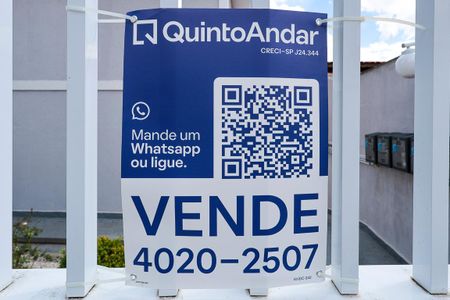 Casa à venda com 119m², 2 quartos e 2 vagas Casa à venda com 119m², 2 quartos e 2 vagasPlaquinha