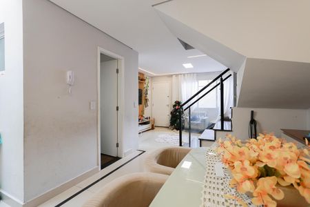 Casa à venda com 119m², 2 quartos e 2 vagas Casa à venda com 119m², 2 quartos e 2 vagasSala de jantar