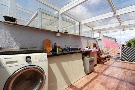 Casa à venda com 119m², 2 quartos e 2 vagas Casa à venda com 119m², 2 quartos e 2 vagasÁrea de serviço