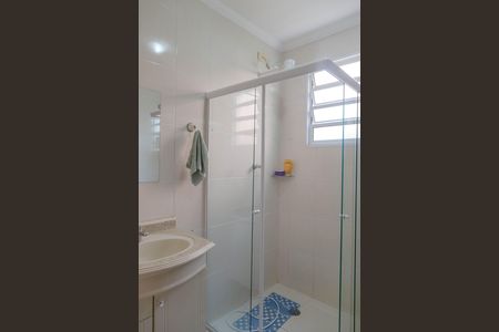 Casa à venda com 300m², 4 quartos e 4 vagasBanheiro social