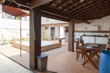 Casa à venda com 300m², 4 quartos e 4 vagasÁrea gourmet