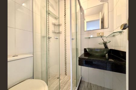 Apartamento para alugar com 53m², 3 quartos e sem vagaBanheiro social