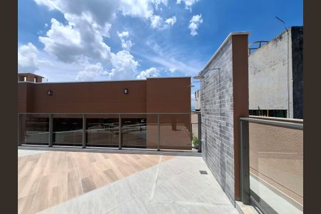 Apartamento à venda com 27m², 1 quarto e sem vagaÁrea comum 