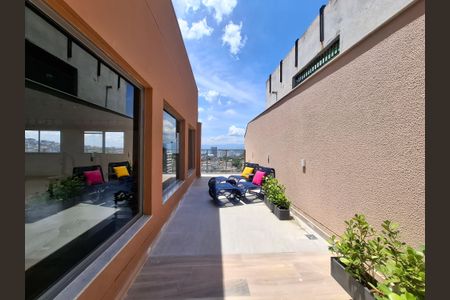 Apartamento à venda com 27m², 1 quarto e sem vagaÁrea comum 