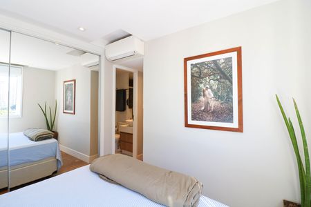 Apartamento para alugar com 120m², 2 quartos e 2 vagas Apartamento para alugar com 120m², 2 quartos e 2 vagasQuarto 2 Suíte
