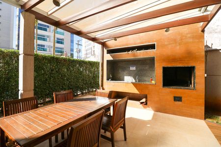 Apartamento para alugar com 120m², 2 quartos e 2 vagas Apartamento para alugar com 120m², 2 quartos e 2 vagasÁrea comum - Churrasqueira