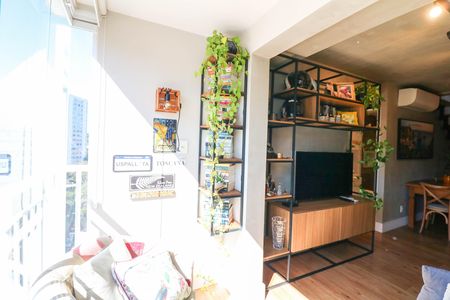 Varanda de apartamento para alugar com 2 quartos, 120m² em Chácara Santo Antônio, São Paulo