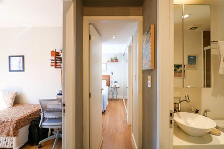 Apartamento para alugar com 120m², 2 quartos e 2 vagas Apartamento para alugar com 120m², 2 quartos e 2 vagasCorredor