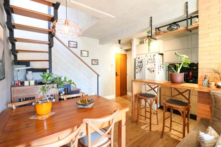 Apartamento para alugar com 120m², 2 quartos e 2 vagas Apartamento para alugar com 120m², 2 quartos e 2 vagasSala