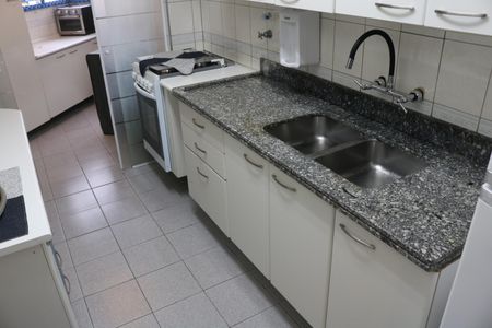 Apartamento à venda com 98m², 3 quartos e 2 vagasCozinha