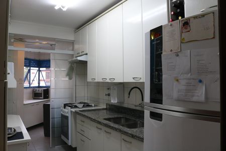 Apartamento à venda com 98m², 3 quartos e 2 vagasCozinha