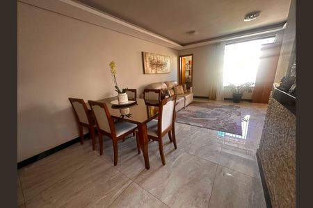 Casa à venda com 3 quartos, 123m² em Fernão Dias, Belo Horizonte