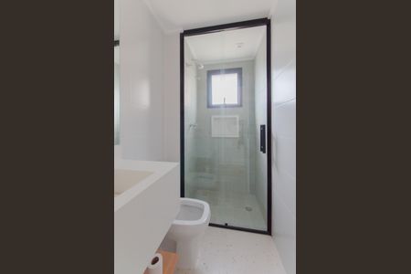 Apartamento para alugar com 68m², 2 quartos e 1 vaga Apartamento para alugar com 68m², 2 quartos e 1 vagaBanheiro da Suíte