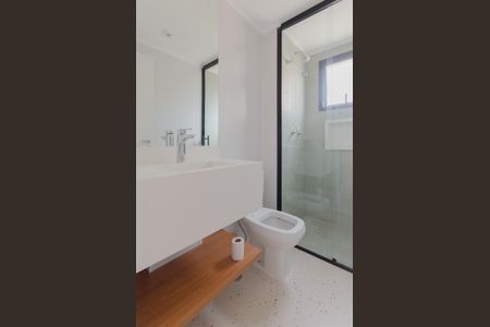 Apartamento para alugar com 68m², 2 quartos e 1 vaga Apartamento para alugar com 68m², 2 quartos e 1 vagaBanheiro da Suíte