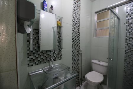Casa à venda com 175m², 3 quartos e 2 vagasBanheiro Social 2