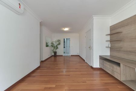 Sala de apartamento para alugar com 3 quartos, 105m² em Cidade Monções, São Paulo