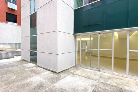 Apartamento à venda com 65m², 2 quartos e 2 vagasÁrea comum - Pátio