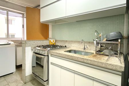 Apartamento à venda com 65m², 2 quartos e 2 vagasCozinha