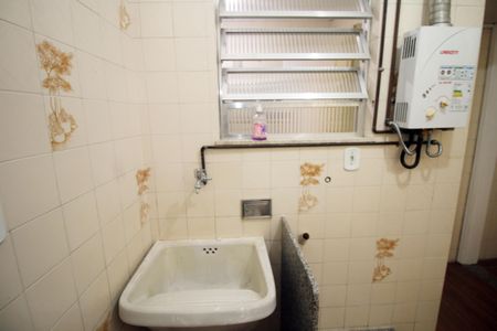 Apartamento para alugar com 73m², 2 quartos e 1 vagaÁrea de Serviço