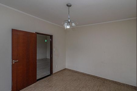 Casa à venda com 270m², 4 quartos e 3 vagasquarto 1_4