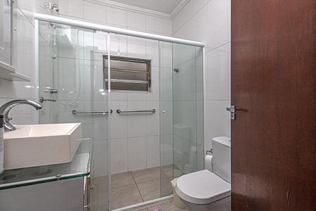 Casa à venda com 270m², 4 quartos e 3 vagasbanheiro social_1