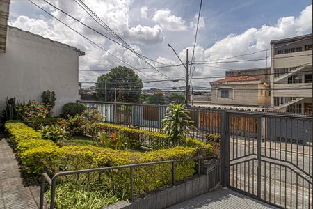 Casa à venda com 270m², 4 quartos e 3 vagasentrada e jardim_1