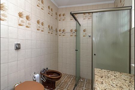 Casa à venda com 270m², 4 quartos e 3 vagasbanheiro social da casa 2_3