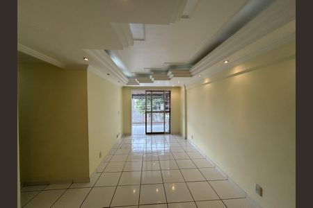 Apartamento para alugar com 83m², 2 quartos e 1 vagaSala