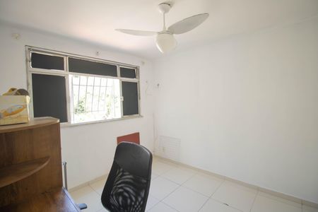 Quarto 1 de apartamento para alugar com 2 quartos, 50m² em Centro, São Gonçalo