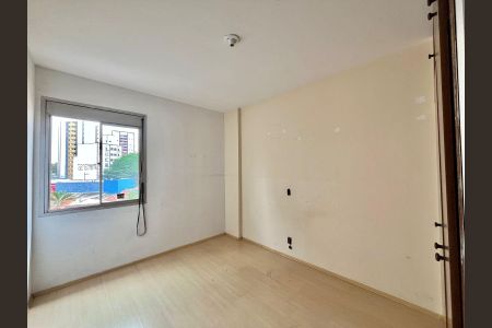 Apartamento para alugar com 105m², 2 quartos e 1 vagaQuarto